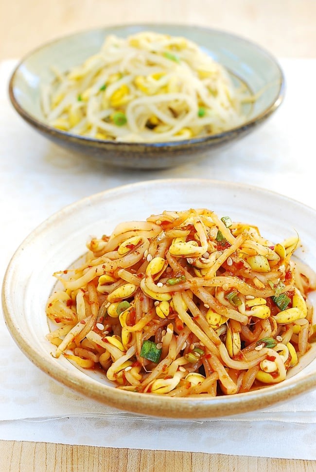 Kongnamul Muchim (Seasoned Soybean Sprouts) Korean Bapsang