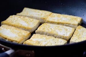 Pan frying tofu