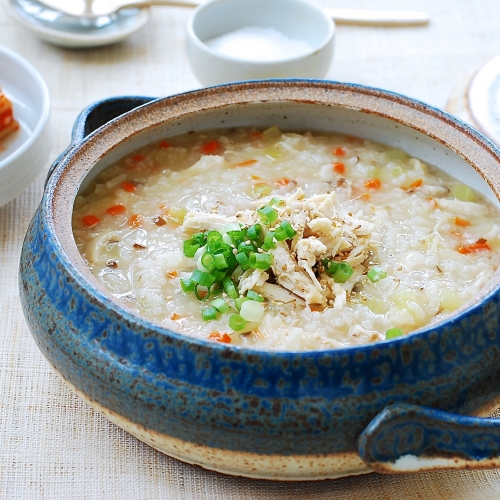 Dakjuk (Korean chicken porridge)