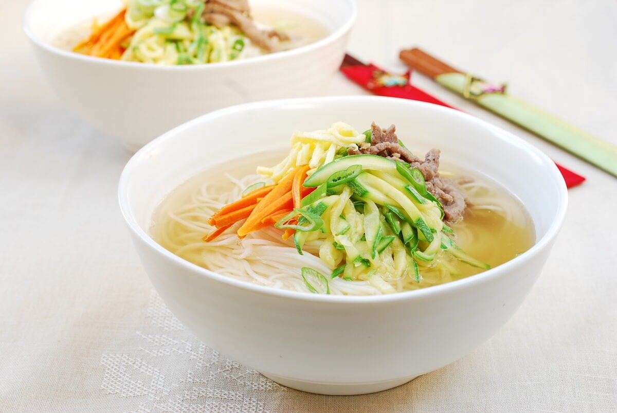 DSC 2666 e1645133099496 - Janchi Guksu (Warm Noodle Soup)