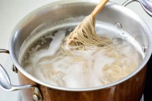 cooking noodles for a cold noodle dish