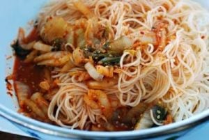 kimchi bibim guksu (spicy cold noodles)
