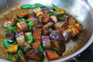Spicy stir-fried eggplant side dish