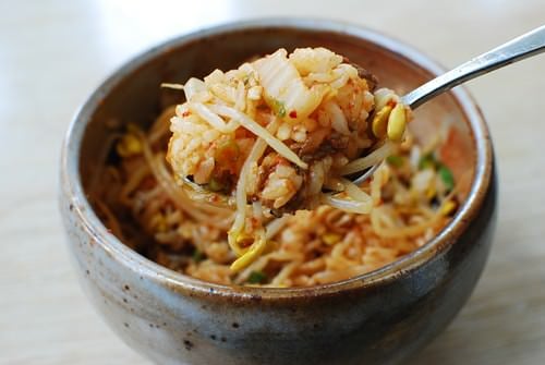 kongnamulbap recipe1 1 - Kongnamul Bap (Soybean Sprout Rice Bowl)