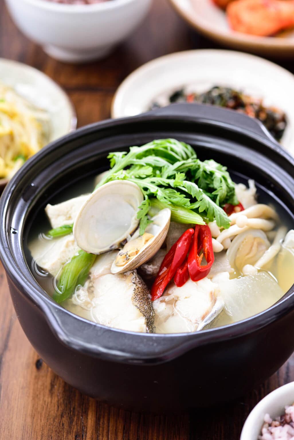 Daegu Tang (Mild Cod Fish Stew) Korean Bapsang