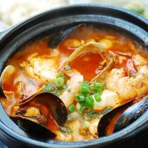 DSC 0101 e1542089625634 300x300 - Domi Maeuntang (Spicy Fish Stew with Red Snapper)
