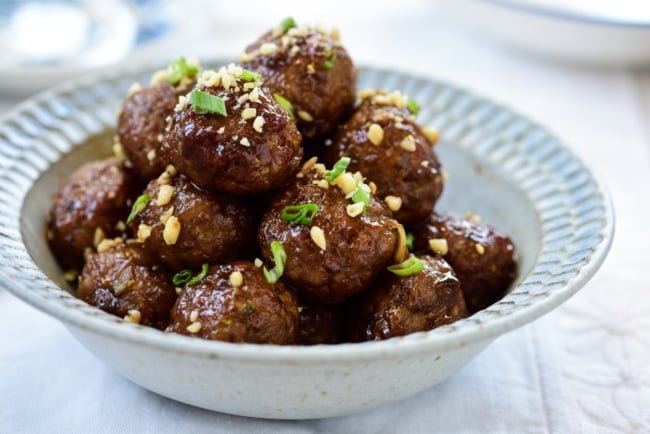 DSC7399 e1576472895238 - Glazed Korean Meatballs (Wanja Jorim)