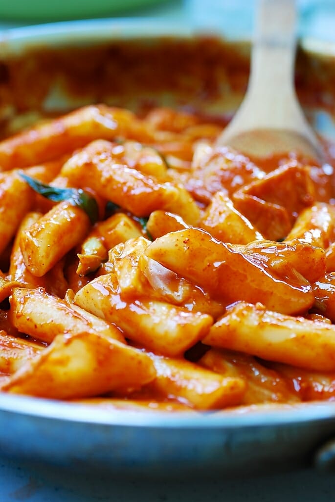 Tteokbokki (Spicy Stirfried Rice Cakes) Korean Bapsang