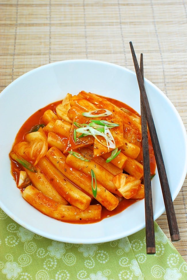 Tteokbokki (Spicy Stir-fried Rice Cakes) - Korean Bapsang