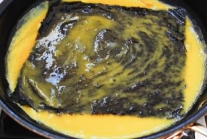 Korean rolled omelette with seaweed sheet