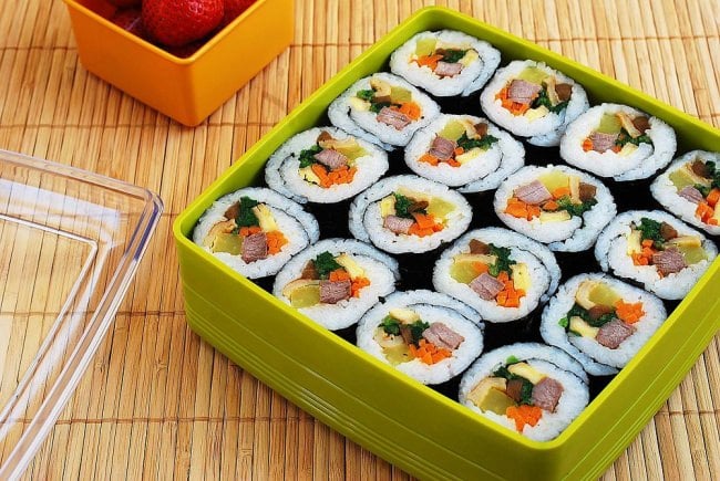 Gimbap photo e1454171342669-20 وصفات العودة إلى المدرسة الكورية