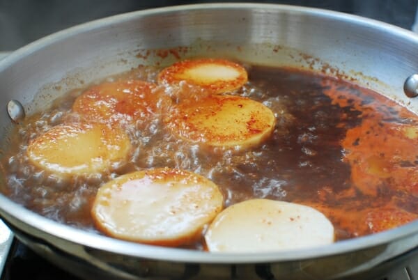 DSC 0515 600x402 - Daegu Jorim (Soy Braised Cod Fish)