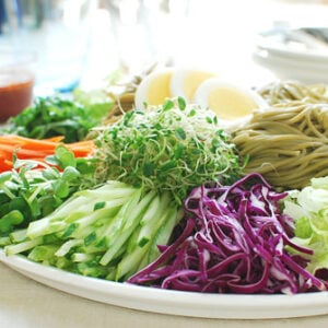 Jaengban Guksu (Cold Noodles and Vegetables) Jaengban guksu 300x300 - Jaengban Guksu (Cold Noodles and Vegetables)