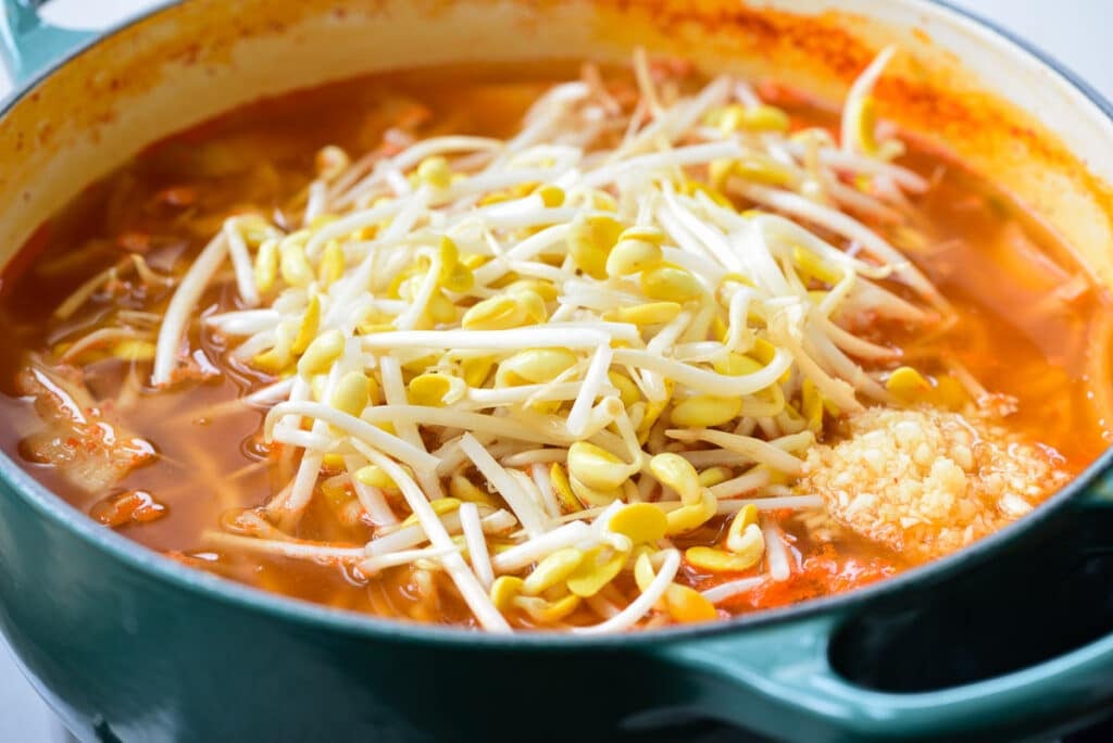 Kimchi Kongnamul Guk (Soybean Sprout Soup) Korean Bapsang