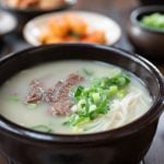 Boiling hot ox bone soup in an earthen ware