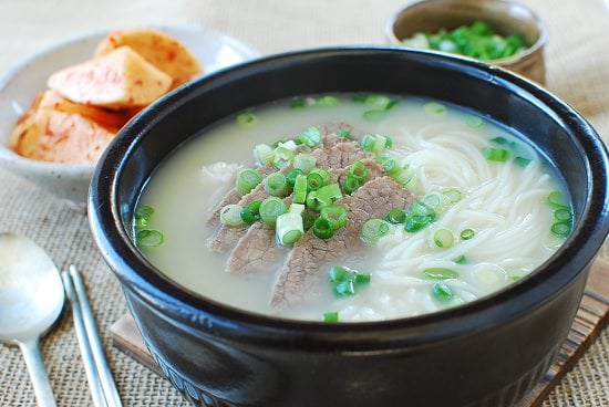 Risultati immagini per Seolleongtang (Ox Bone Soup)