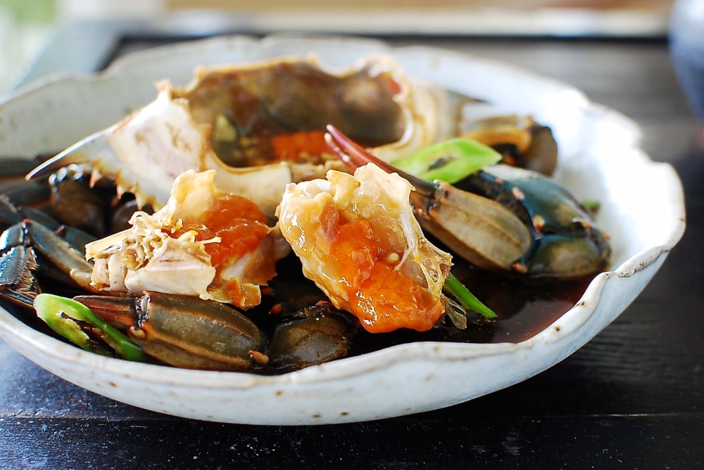 Ganjang Gejang (Raw Crabs Marinated in Soy Sauce) Korean Bapsang
