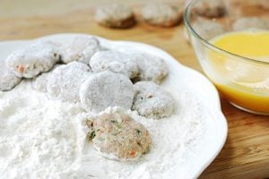 Wanjajeon (Pan-fried Meatballs in Egg Batter)