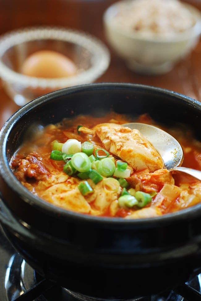 Soupe Coréene au Tofu Mou (tofu soyeux) - Soondubu Jjigae 