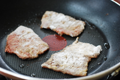 DSC 0752 e1423457761996 - Yukjeon (Pan-fried Battered Beef)