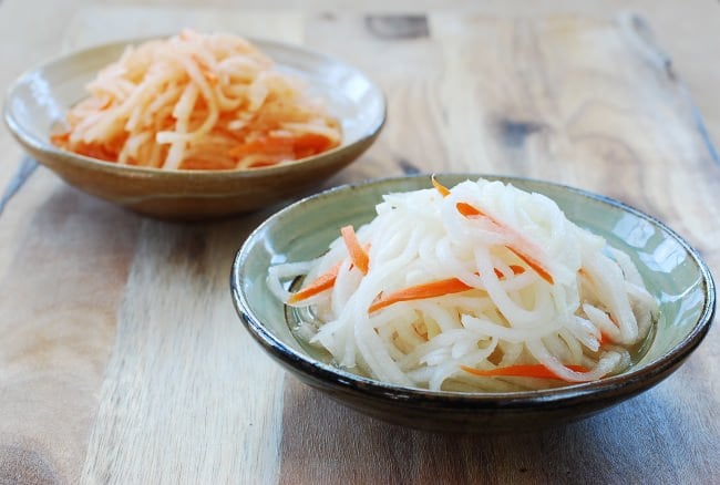 Musaengchae (Sweet and Sour Radish Salad) - Korean Bapsang