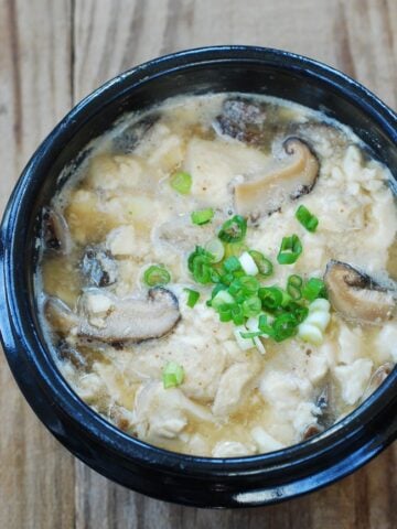 Sundubu jjigae with perilla seeds