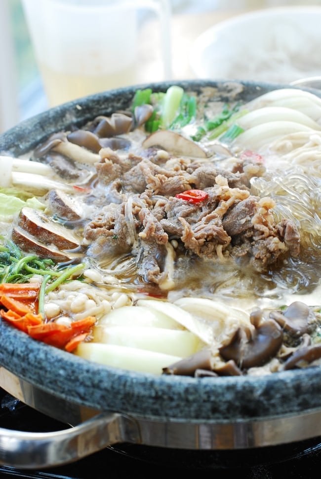 Bulgogi Jeongol (Hot Pot) - Korean Bapsang