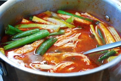 DSC 0441 e1484628470977 - Dakgaejang (Spicy Chicken Soup with Scallions)