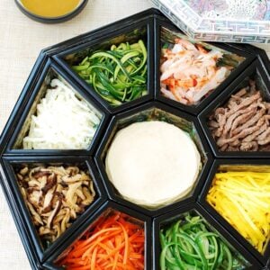 DSC 1798 1 e1484020523421 300x300 - Gujeolpan (Platter of Nine Delicacies)