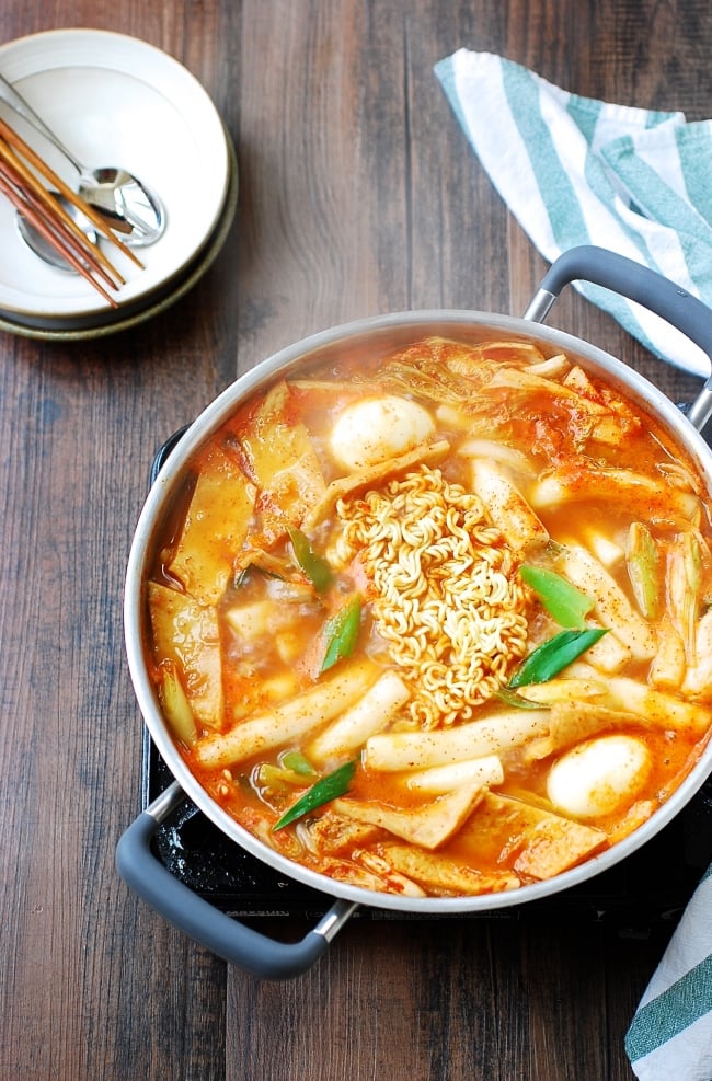 korean rice cake hot pot