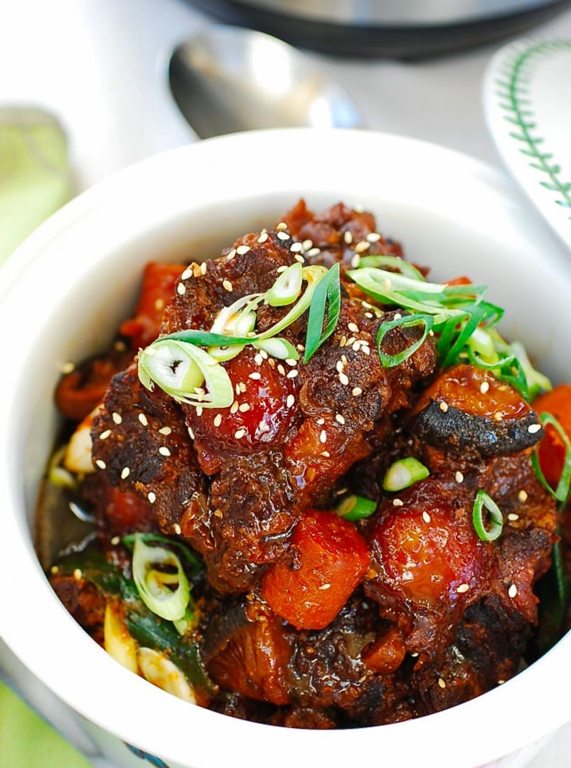 Instant Pot Oxtail (Kkorijjim) - Korean Bapsang