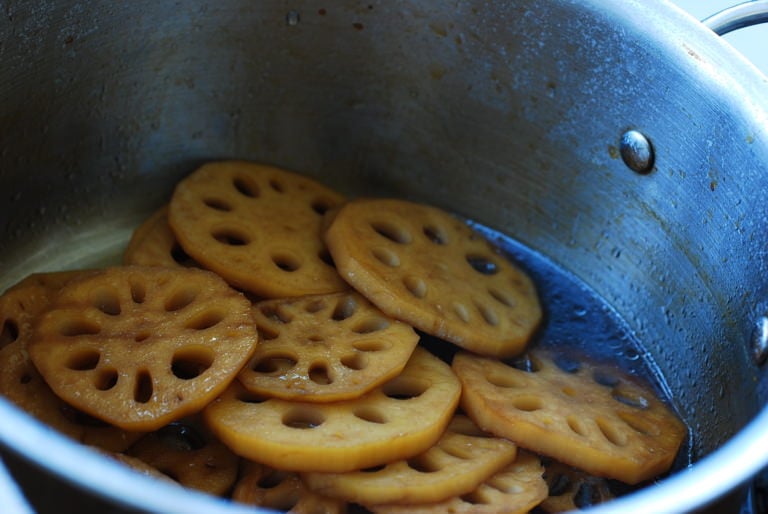 DSC 1873 768x514 - Yeongeun jorim (Sweet Soy Braised Lotus Roots)