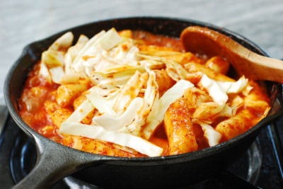 Seafood cheese tteokbokki (spicy rice cake)