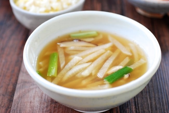 DSC 0246 e1508292398492 - Mu Doenjang Guk (Korean Soybean Paste Radish Soup)