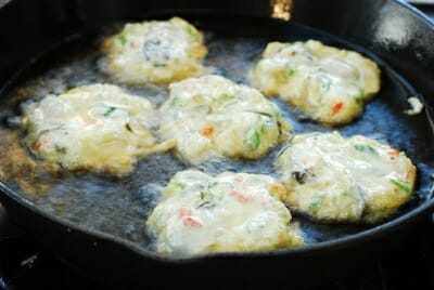 Crispy Guljeon (Pan-fried battered oysters)