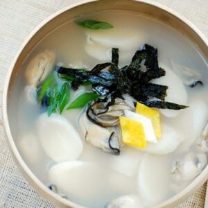 DSC 2697 1 e1515472744542 300x300 - Gungjung Tteokbokki (Royal Court Rice Cake)