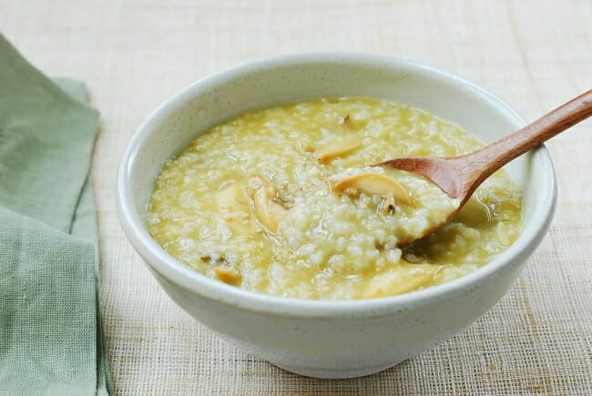 DSC 2767 e1525056330395 - Jeonbokjuk (Abalone Porridge)