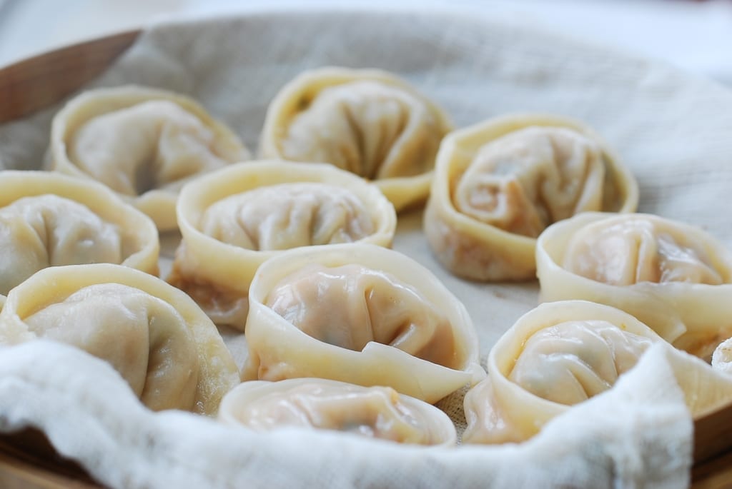 Tteok Mandu Guk (Rice Cake Soup with Dumplings) Korean Bapsang