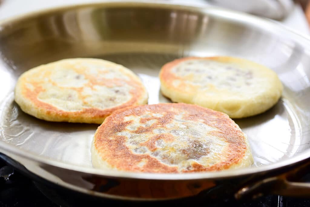 Hotteok (Korean Sweet Pancakes) Korean Bapsang