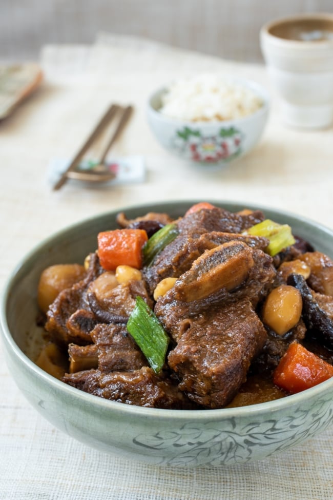 Galbijjim (Korean Braised Beef Short Ribs) Korean Bapsang
