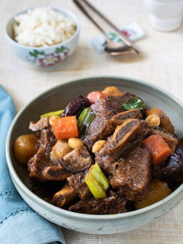 Galbijjim (Braised Beef Short Ribs)