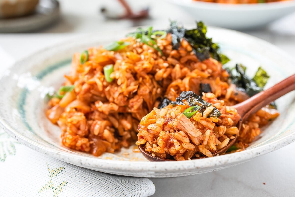 DSC6205 e1734798783888 - Kimchi Fried Rice (Kimchi Bokkeum Bap)