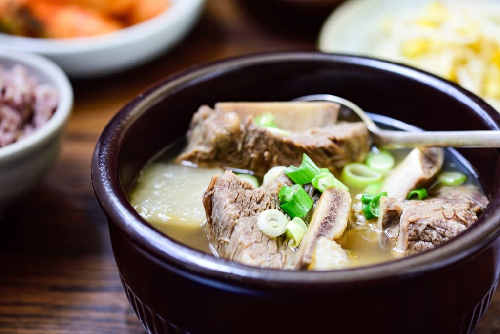 Instant Pot Galbitang (Beef Short Rib Soup) Korean Bapsang