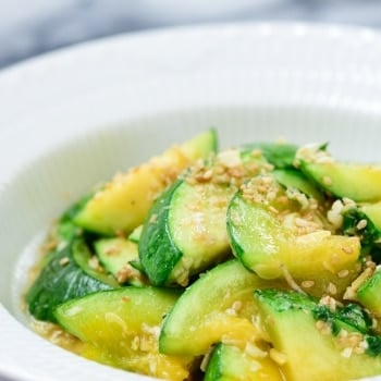 Stir-fried zucchini side dish