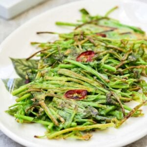 DSC9010 e1619204075980 300x300 - Minari Jeon (Water Dropwort Pancake)