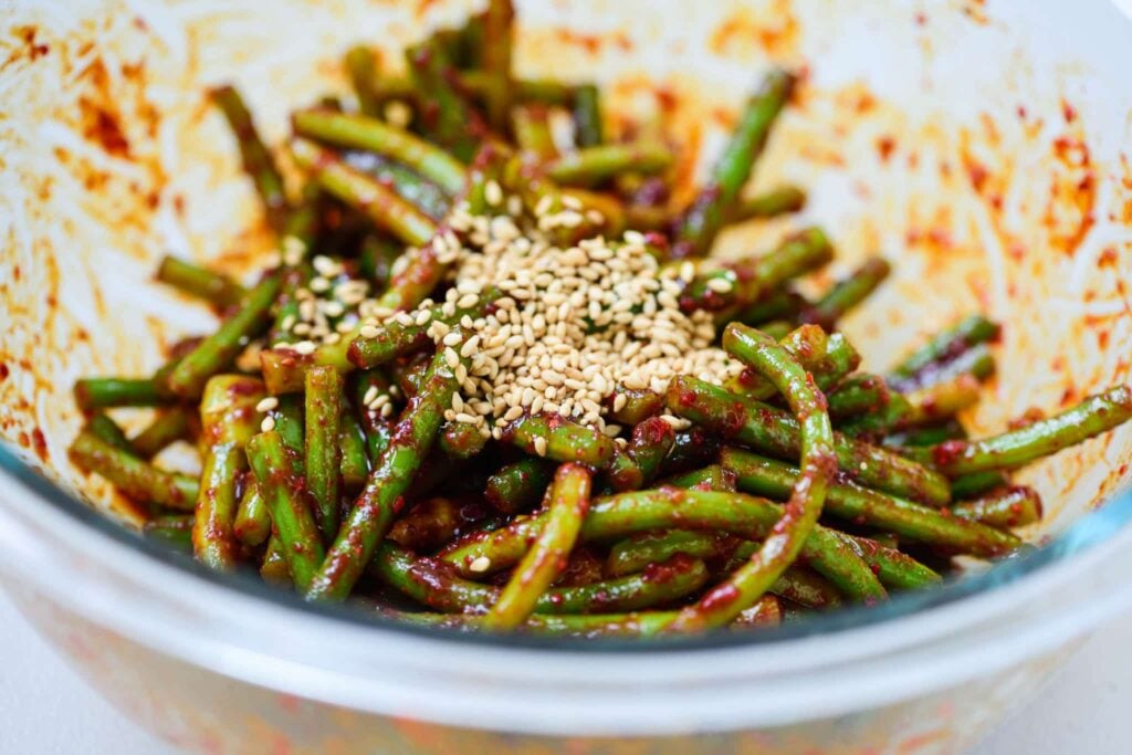 Maneuljjong Muchim (Spicy Garlic Scapes) Korean Bapsang